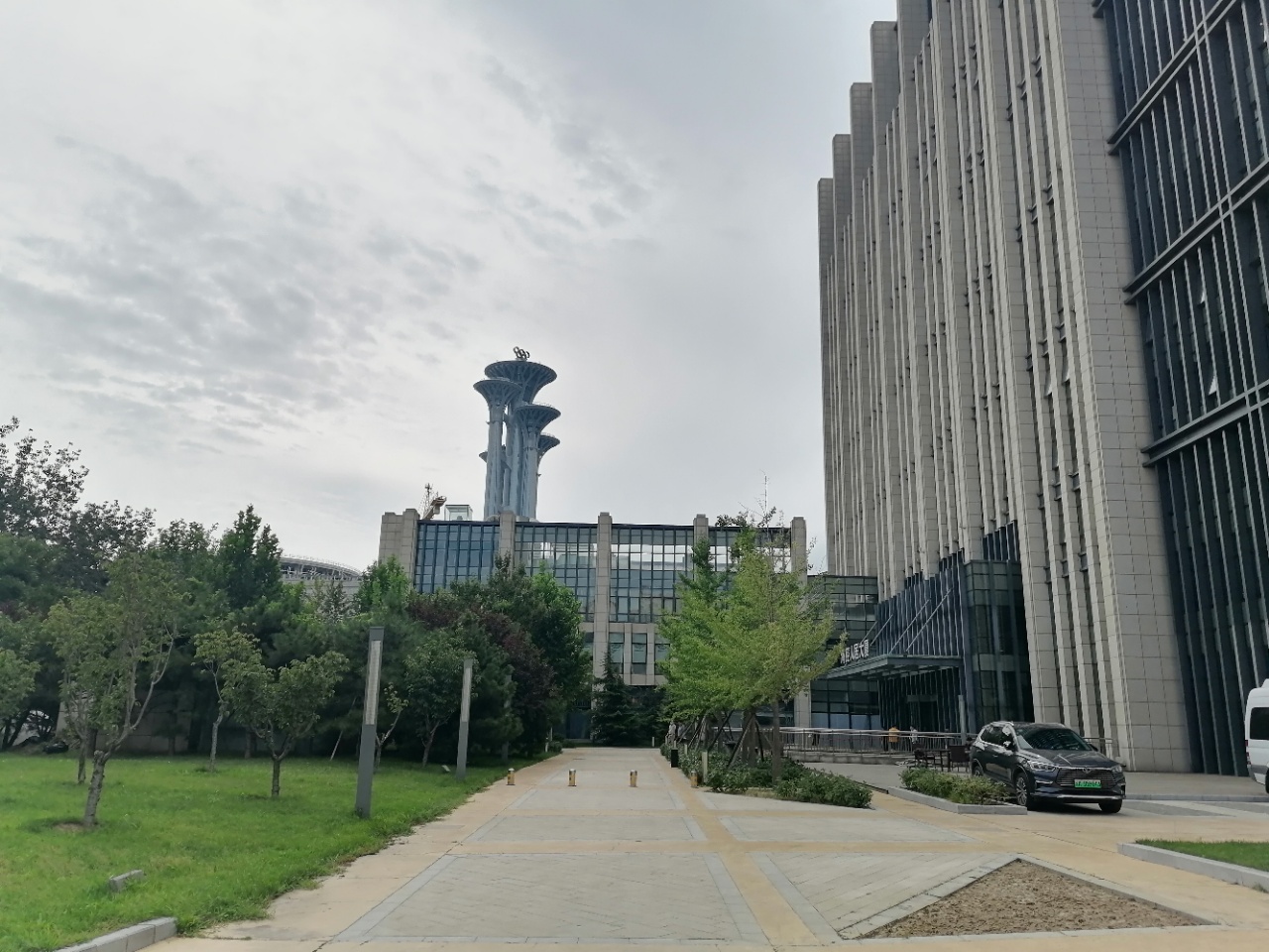 清控人居大厦内景 